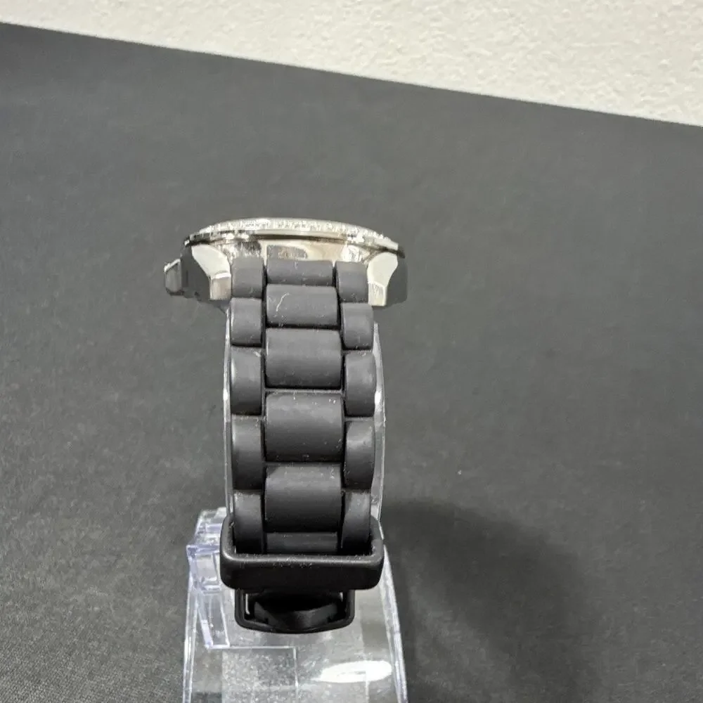 Fossil up auction